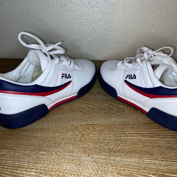Vintage Fila Low Top Sneaker Shoe 90s Mens
Size US 6 Red White Blue. - Picture 9 of 10